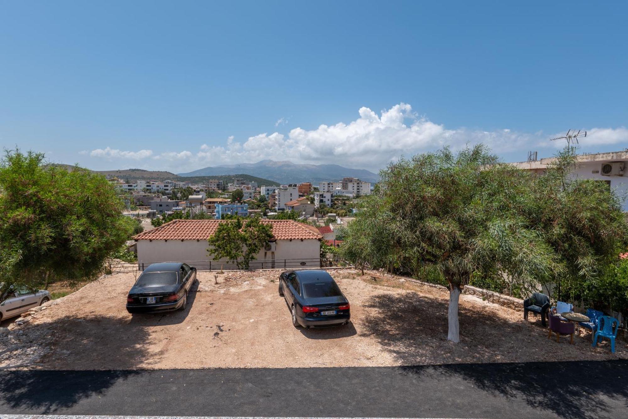 Sefedin Apartment