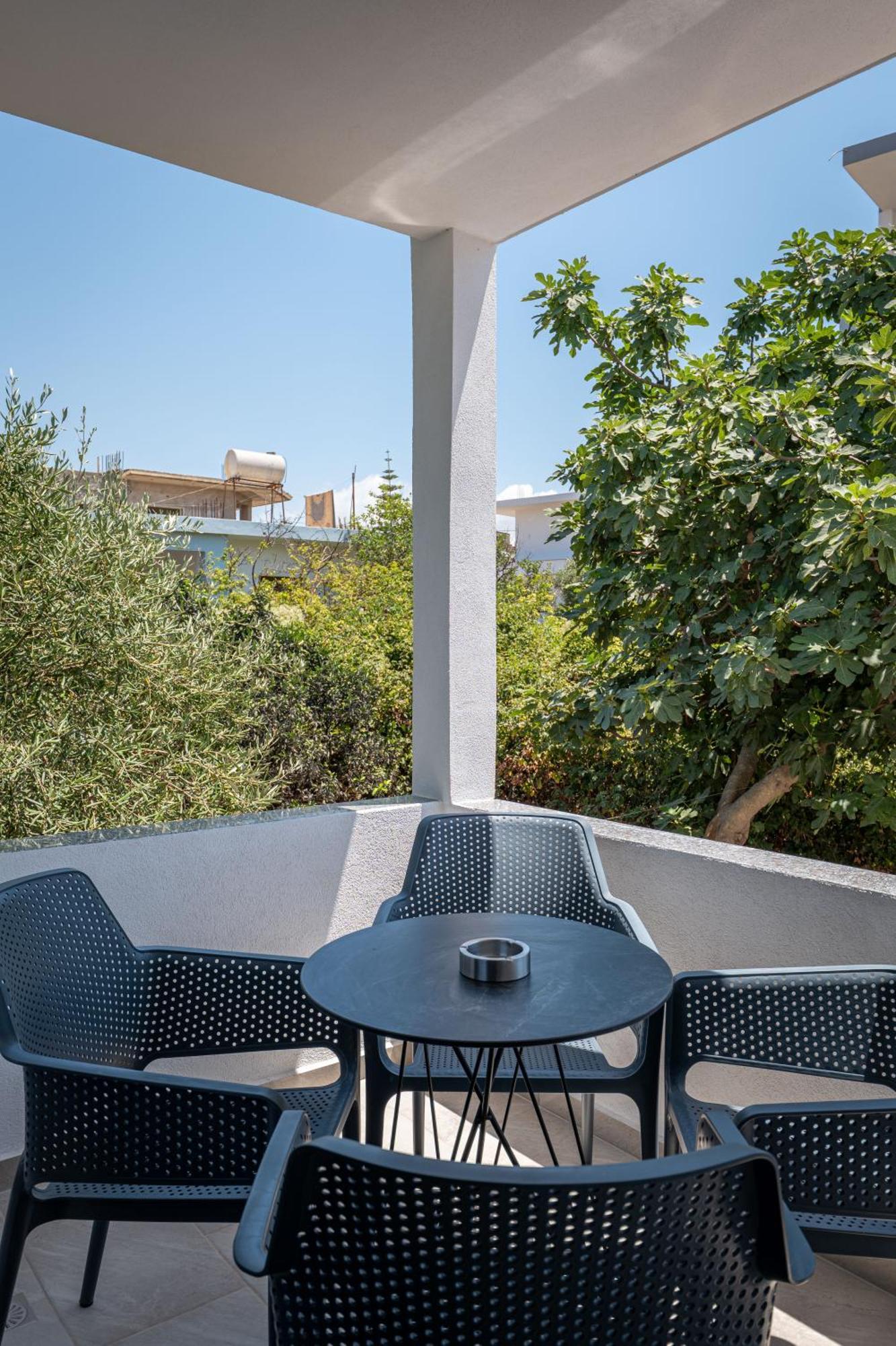 Sefedin Apartment *