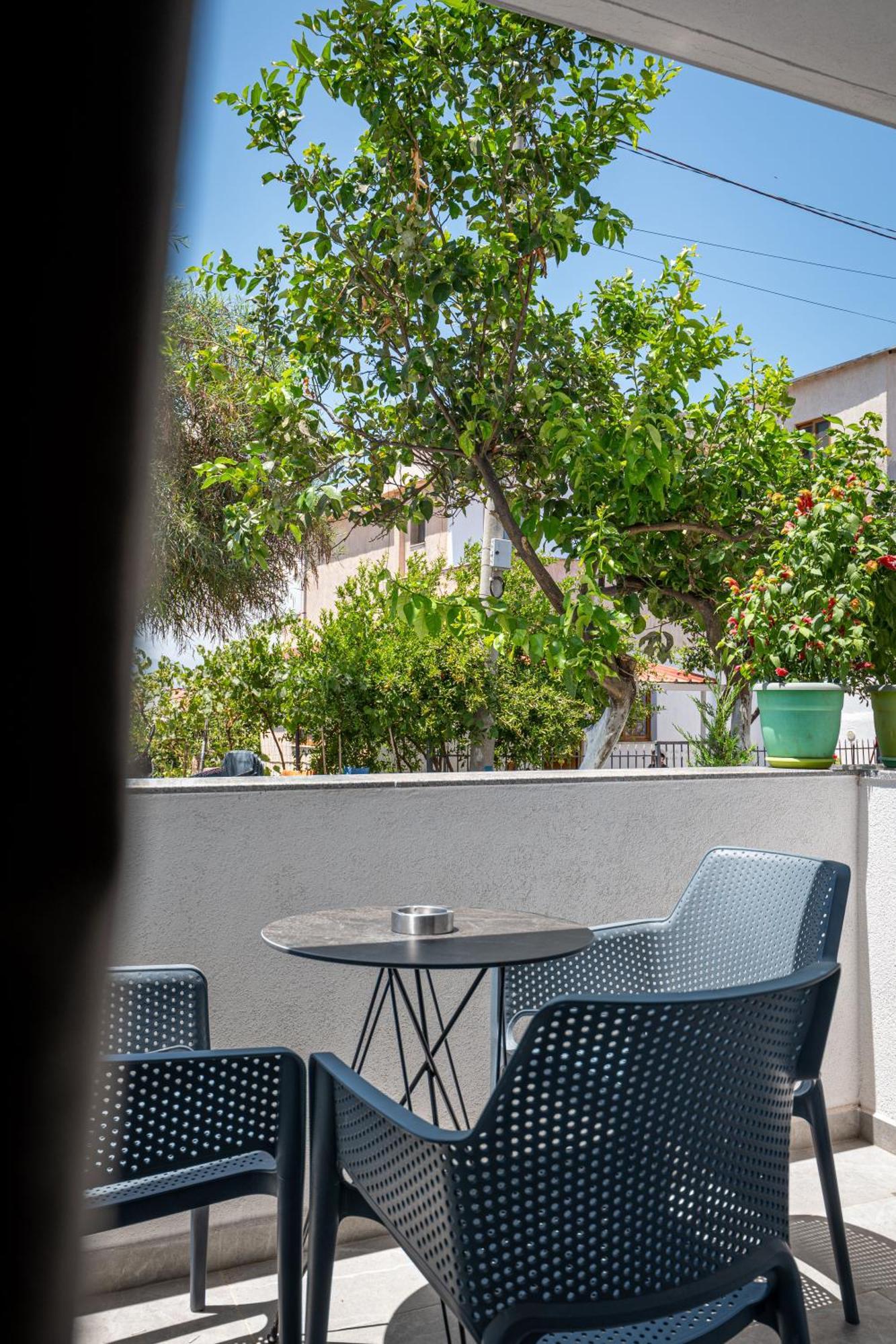 Sefedin Apartment